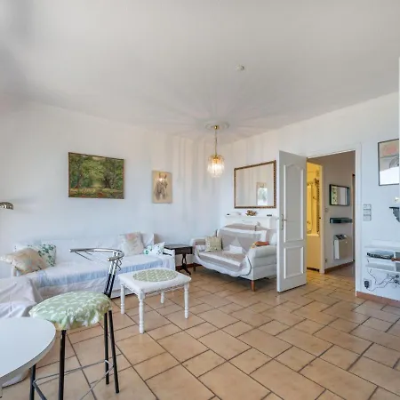 Antares Apartman